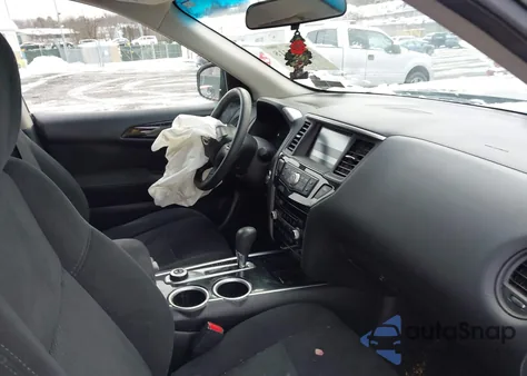 2016 Nissan Pathfinder S from USA, damaged, VIN 5N1AR2MM2GC651699